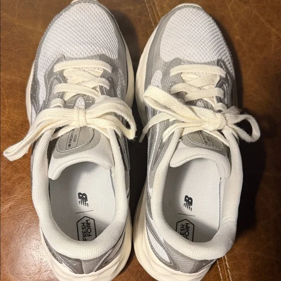 Womens New Balance Fresh Foam Arishi v4 Tiralux sz 9.5, Gym, Athleisure, running - Picture 5 of 7